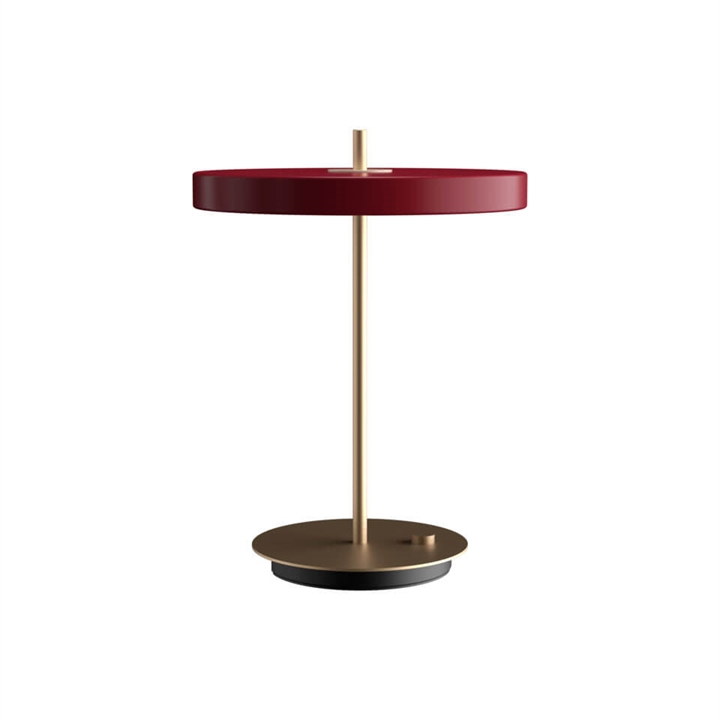 Asteria bordlampe m/USB, ruby rød/messing